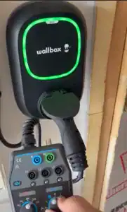 Test de borne Wallbox monophasée 7kW à La Ciotat